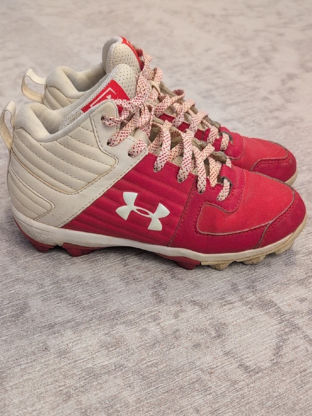 Under Armour Kids Red and Cream High-Top Cleats